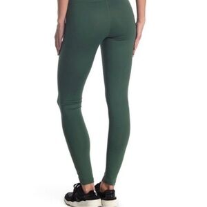 Z by Zella Green Full Length Leggings Size Medium Gym Workout Active Athleisure